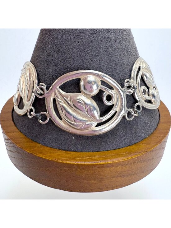 Jewelry - Leaf Circle Link Chain Bracelet Sterling Silver 925 Size 8.25" Length